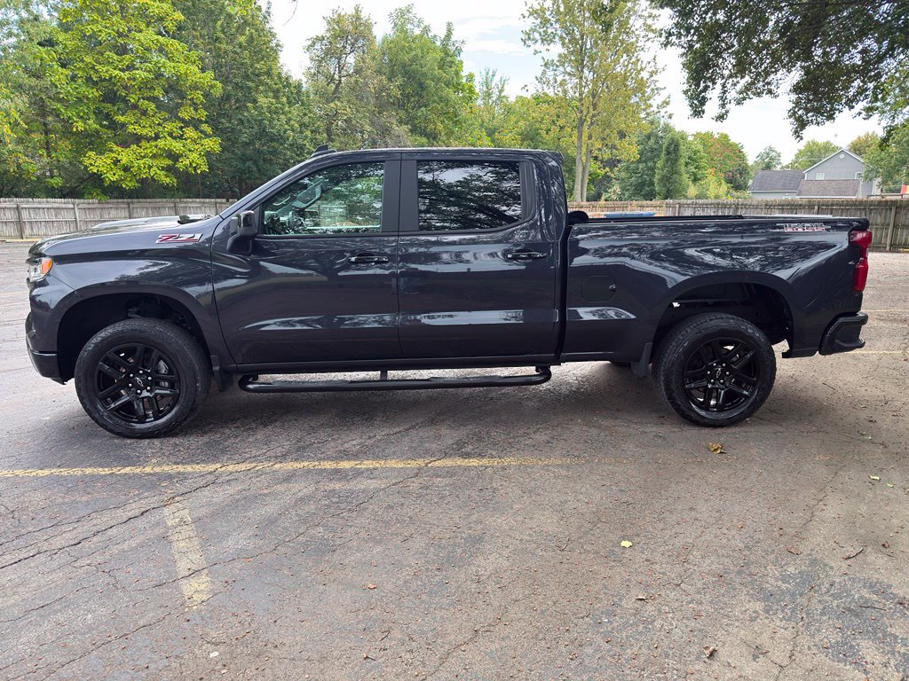 Used 2024 Chevrolet Silverado 1500 LT Trail Boss AWD/4WD image 18