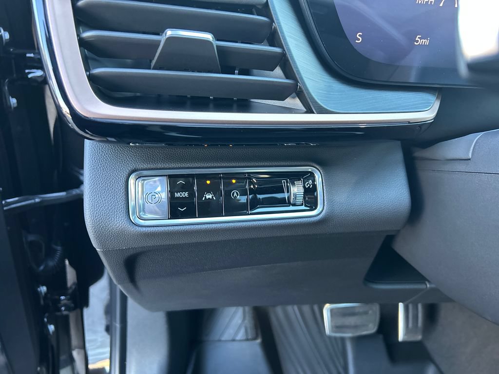 New 2026 Buick Envision Sport Touring AWD/4WD image 33