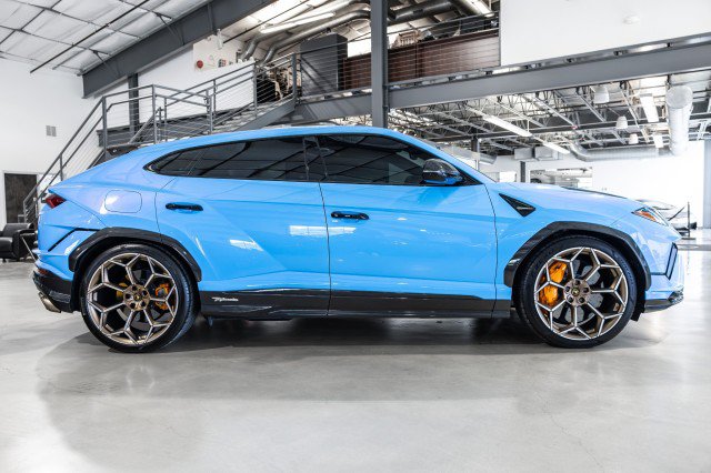 Used 2024 Lamborghini Urus Performante AWD/4WD image 7
