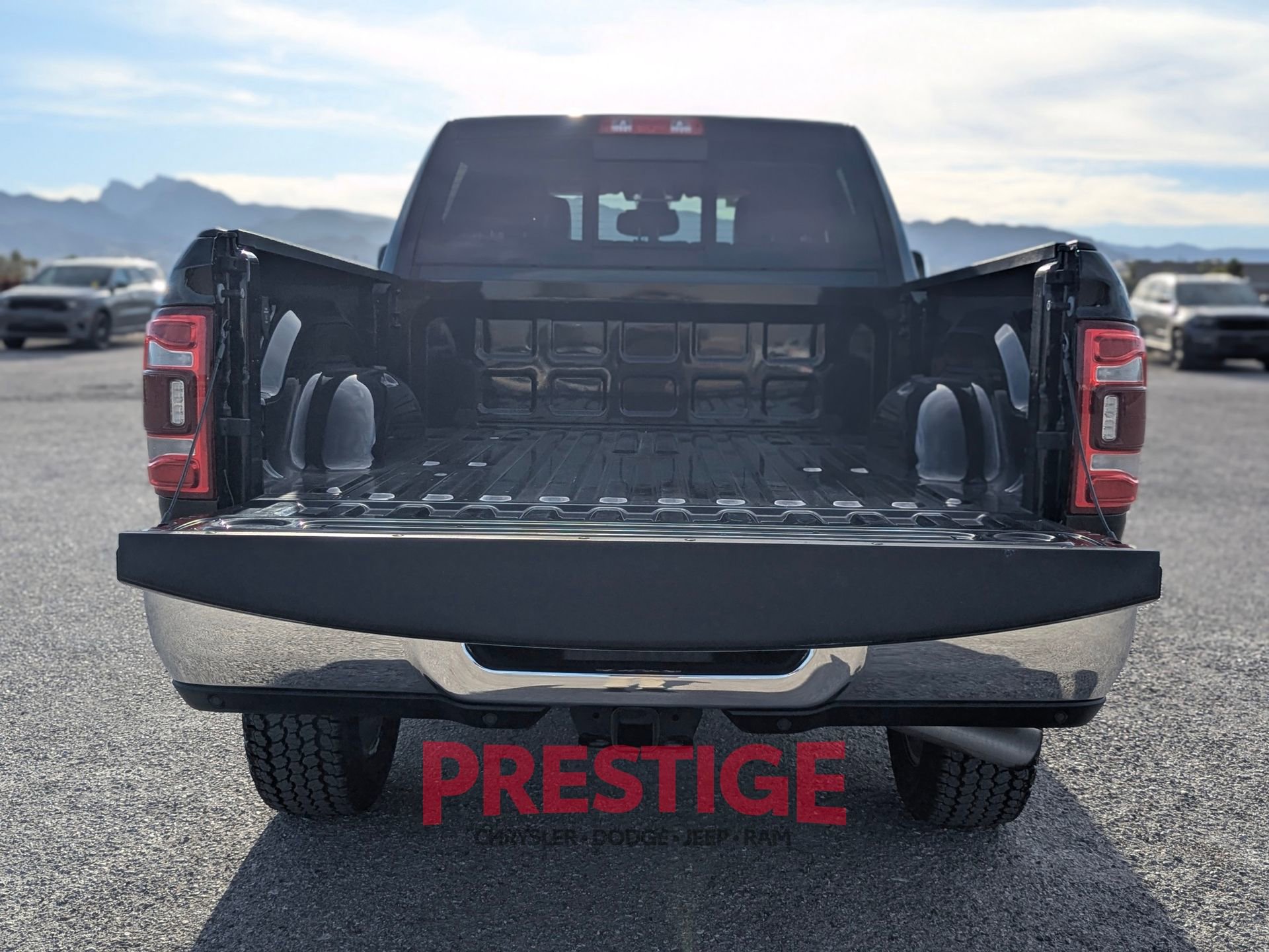 Used 2022 RAM 2500 Laramie AWD/4WD image 10