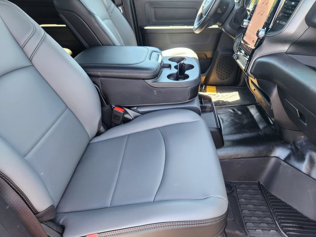 New 2026 RAM 2500 Tradesman AWD/4WD image 12