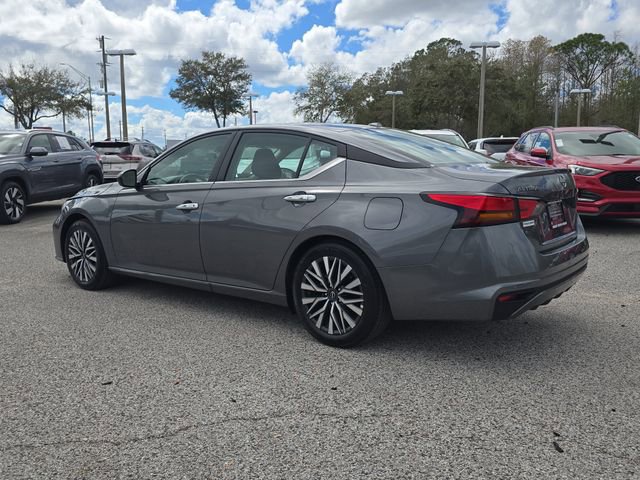 Certified 2025 Nissan Altima 2.5 SV image 6