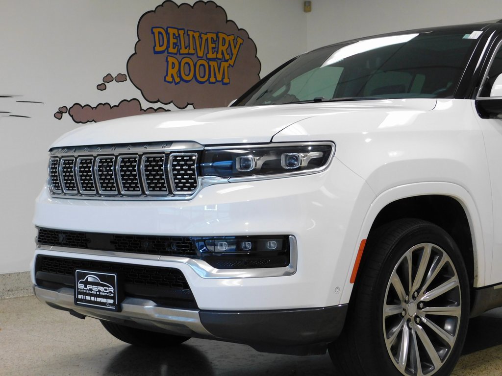 Used 2022 Jeep Grand Wagoneer Series II w/ Convenience Group III image 16