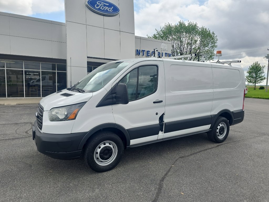 Used 2016 Ford Transit 250 130 Low Roof RWD image 2