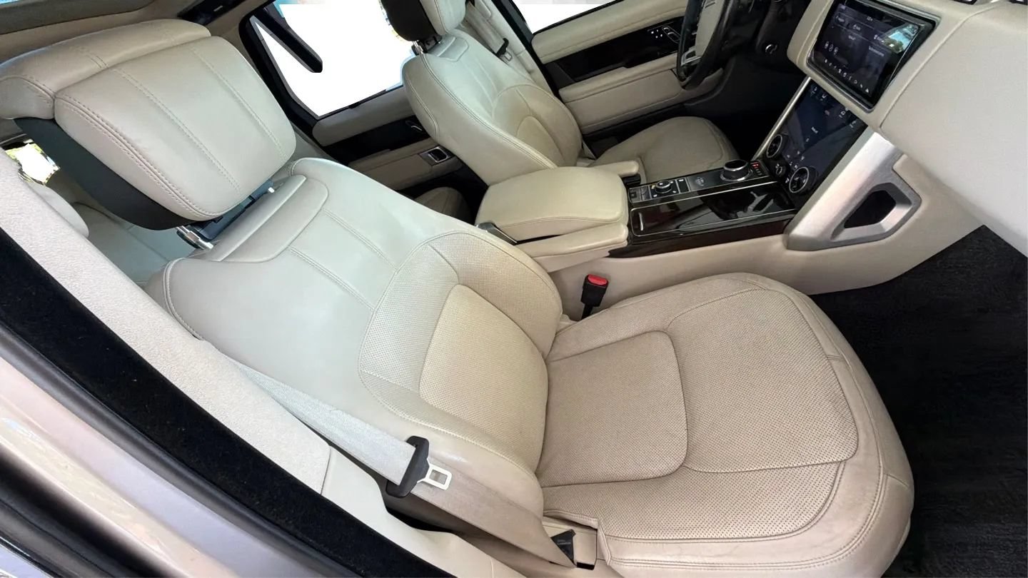 Used 2018 Land Rover Range Rover Supercharged AWD/4WD image 24