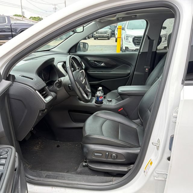 Used 2023 GMC Terrain SLT w/ Infotainment Package II AWD/4WD image 14