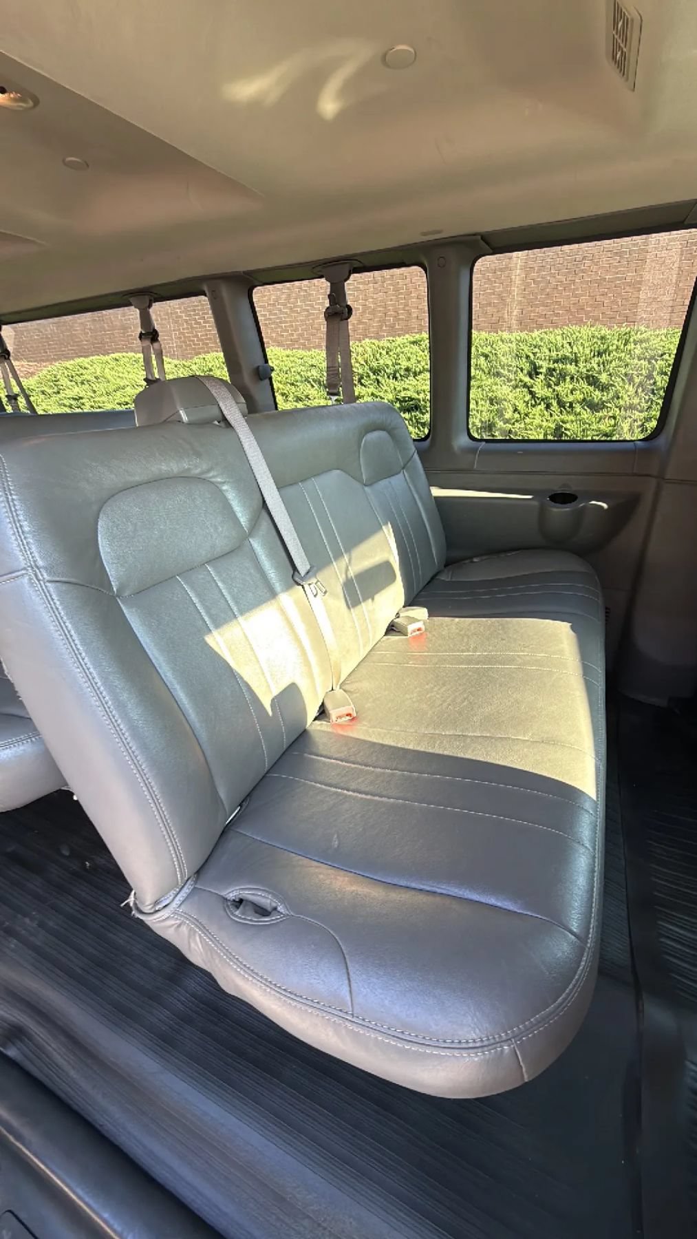 Used 2017 Chevrolet Express 3500 LS RWD image 29