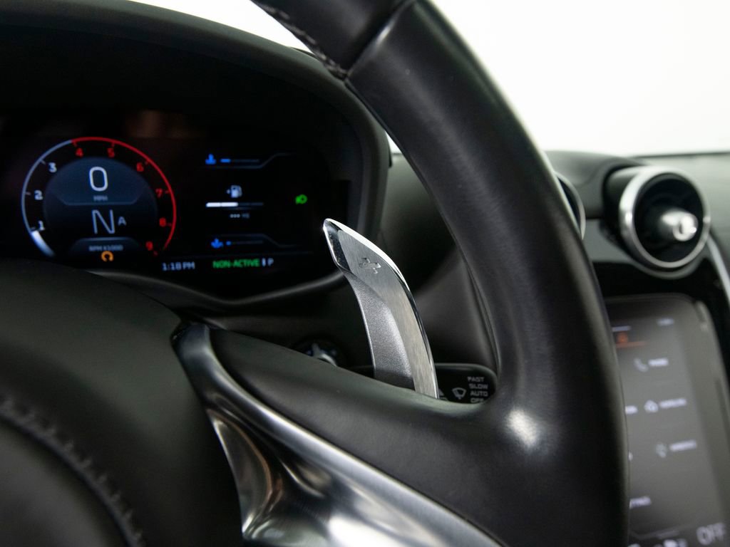 Used 2021 McLaren GT image 18
