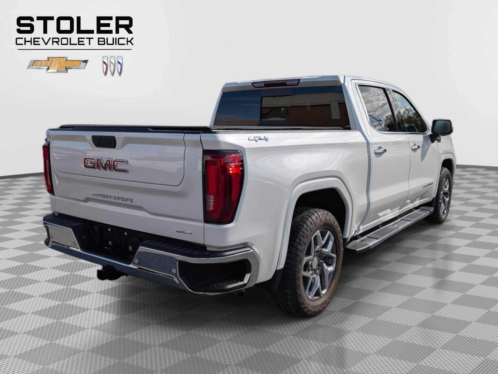 Used 2024 GMC Sierra 1500 SLT w/ SLT Premium Plus Package image 5