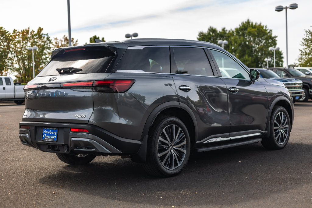 Used 2023 INFINITI QX60 Sensory AWD/4WD image 7