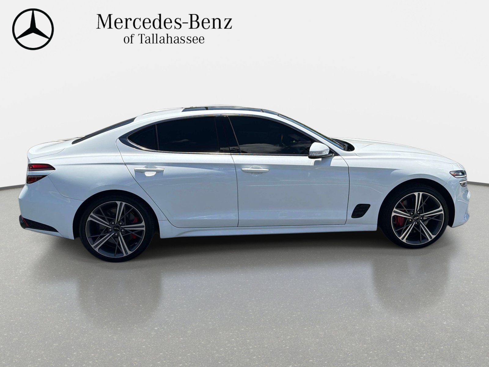 Used 2025 Genesis G70 2.5T w/ Sport Prestige Package RWD image 4