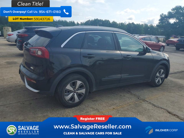 Used 2017 Kia Niro EX FWD image 4
