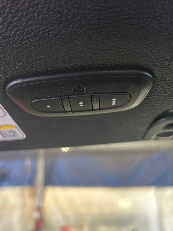Used 2024 Jeep Wrangler Unlimited w/ Convenience Group image 25