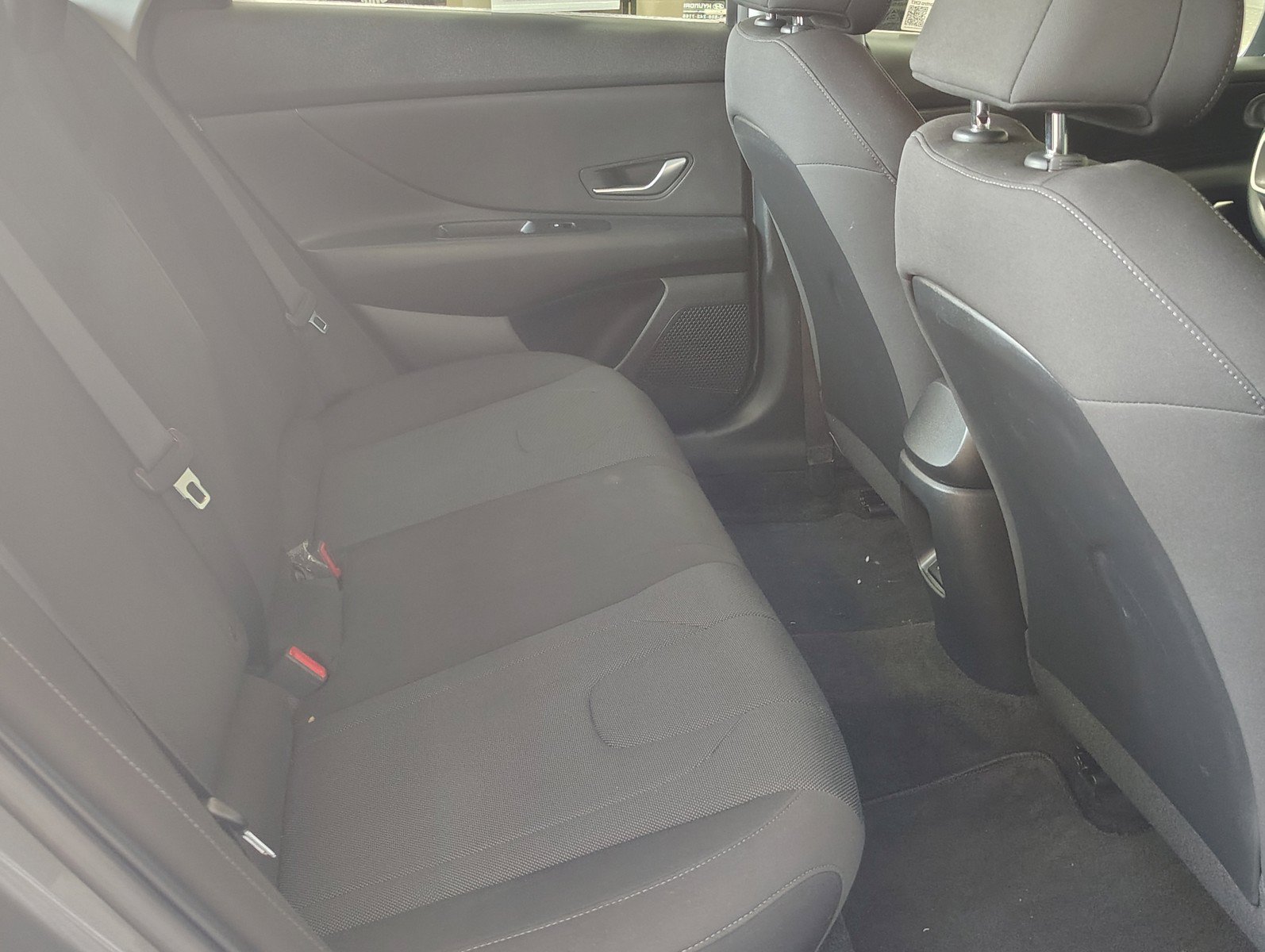 Certified 2025 Hyundai Elantra SE FWD image 24