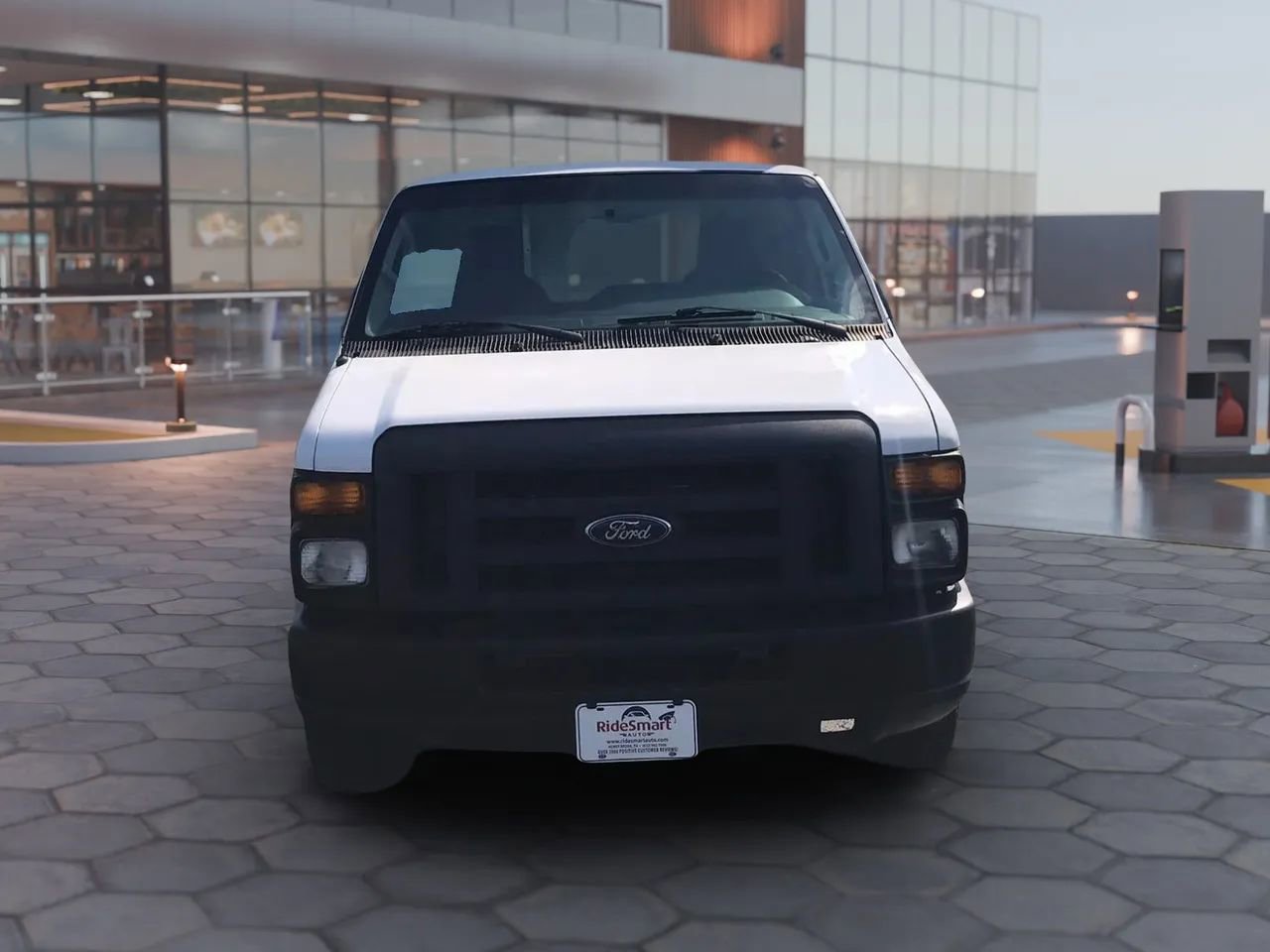 Used 2014 Ford E-350 and Econoline 350 Super Duty RWD image 7