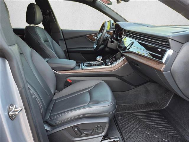 Used 2020 Audi Q8 Prestige w/ Prestige Package AWD/4WD image 22