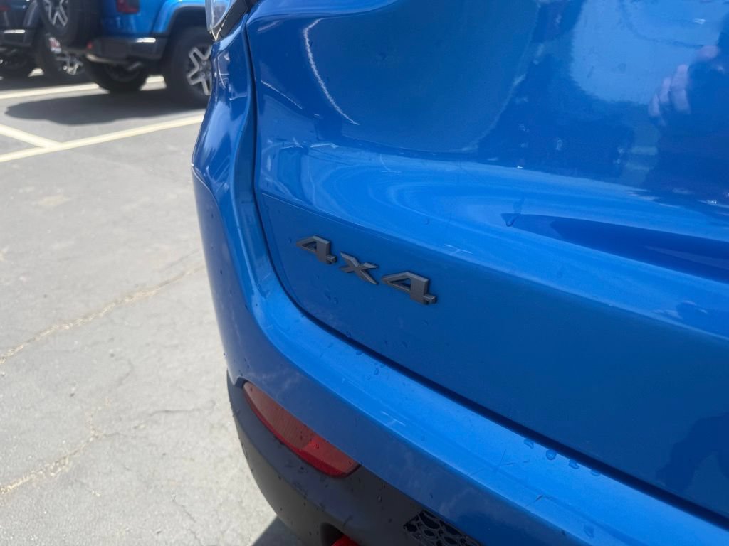 Used 2021 Jeep Compass Trailhawk AWD/4WD image 38