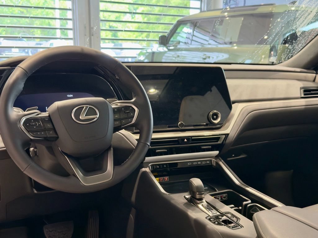 Used 2026 Lexus TX 350 AWD w/ Technology Package image 7