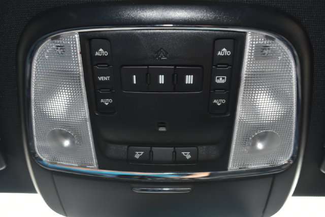Used 2017 Chrysler 300 S RWD image 35