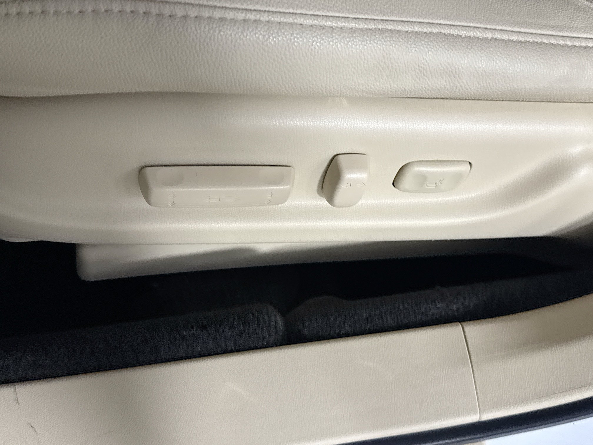 Used 2012 Acura TL FWD image 21