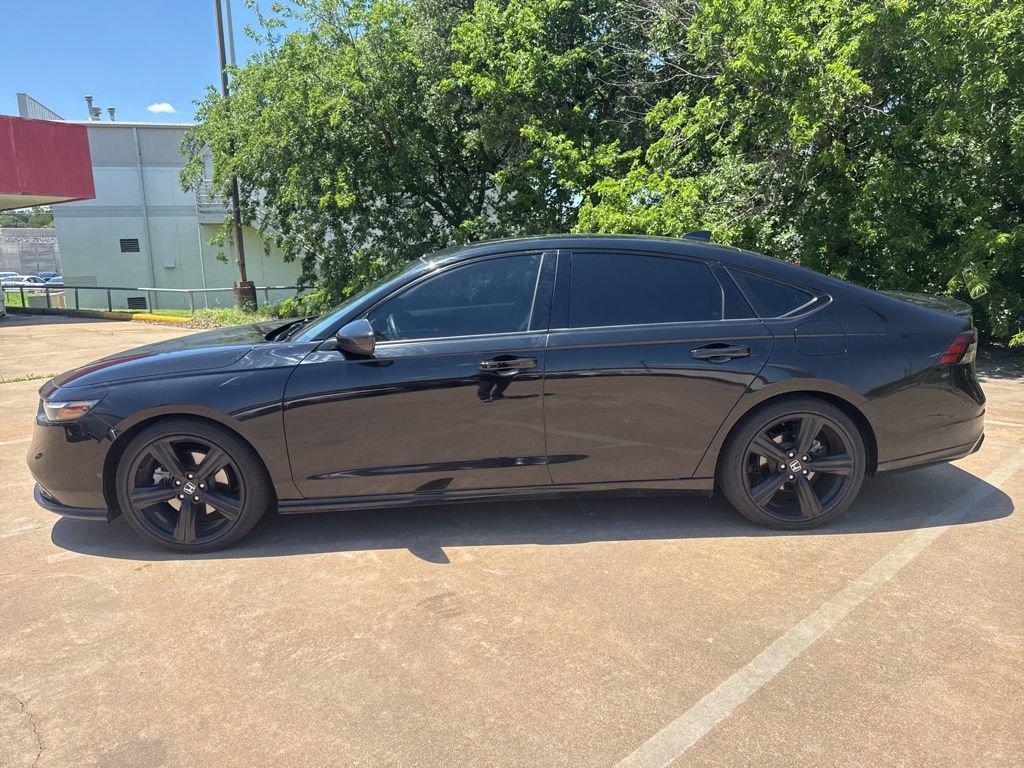 Used 2023 Honda Accord Sport image 8