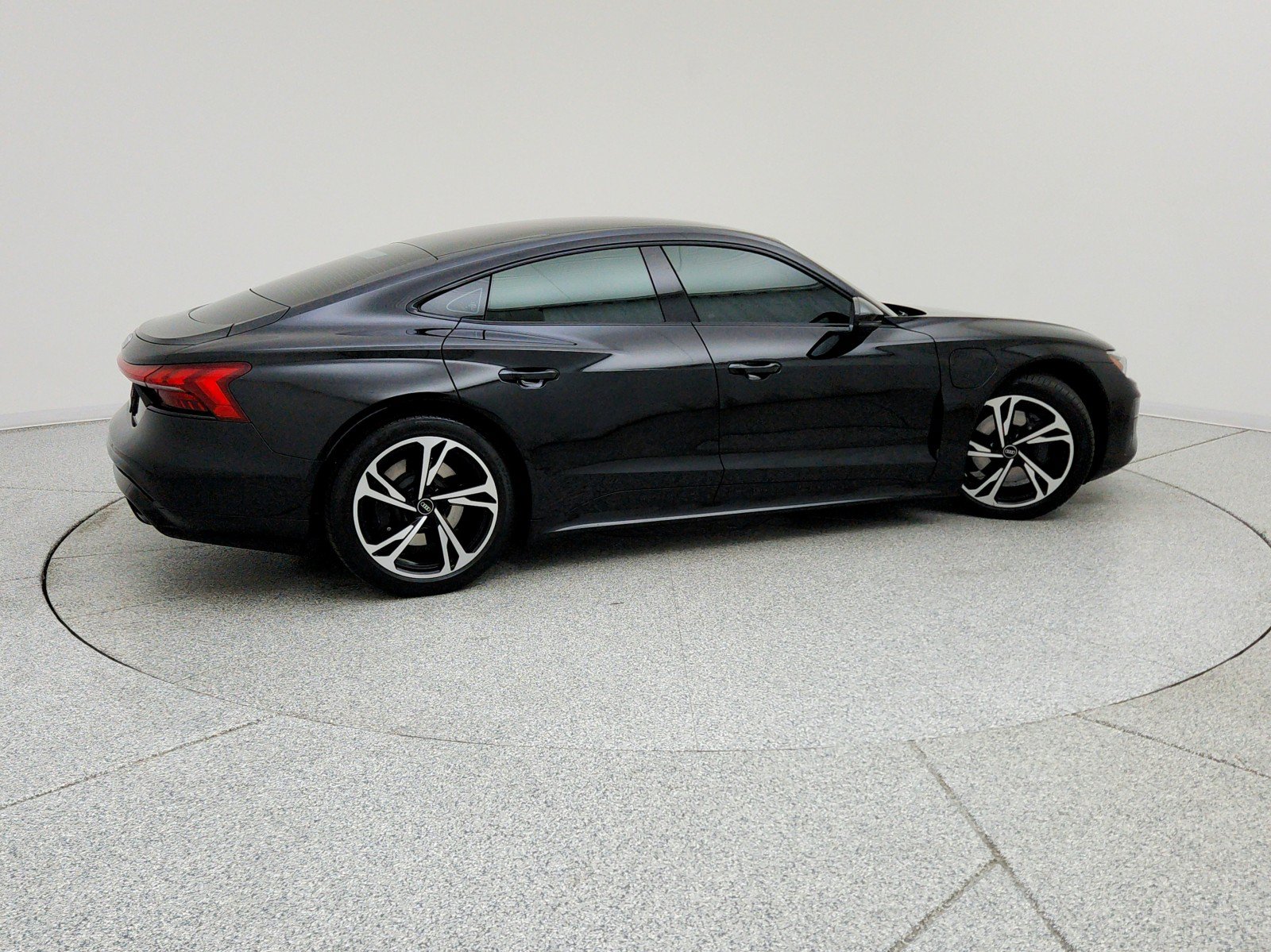 Used 2023 Audi e-tron GT Prestige AWD/4WD image 6