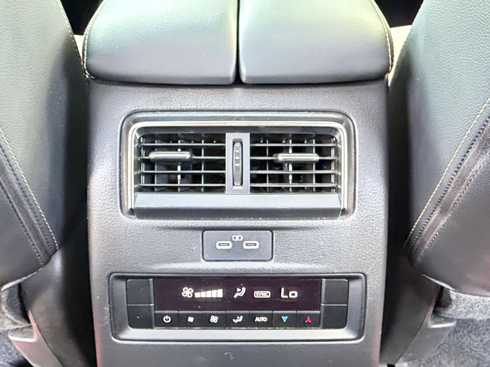 Used 2025 MAZDA CX-90 3.3 Turbo w/ Preferred Package AWD/4WD image 24