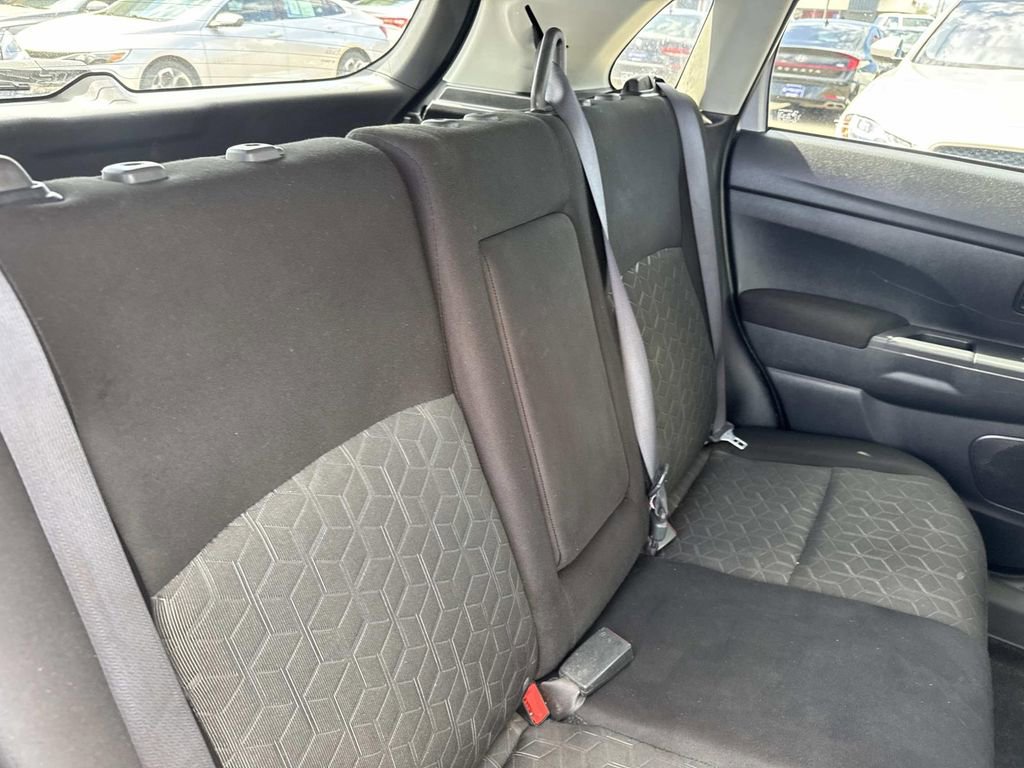 Used 2022 Mitsubishi Outlander Sport ES image 11