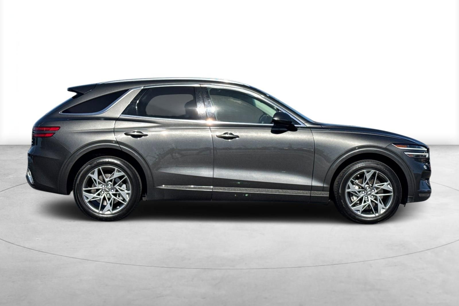 Used 2025 Genesis GV70 2.5T AWD/4WD image 7