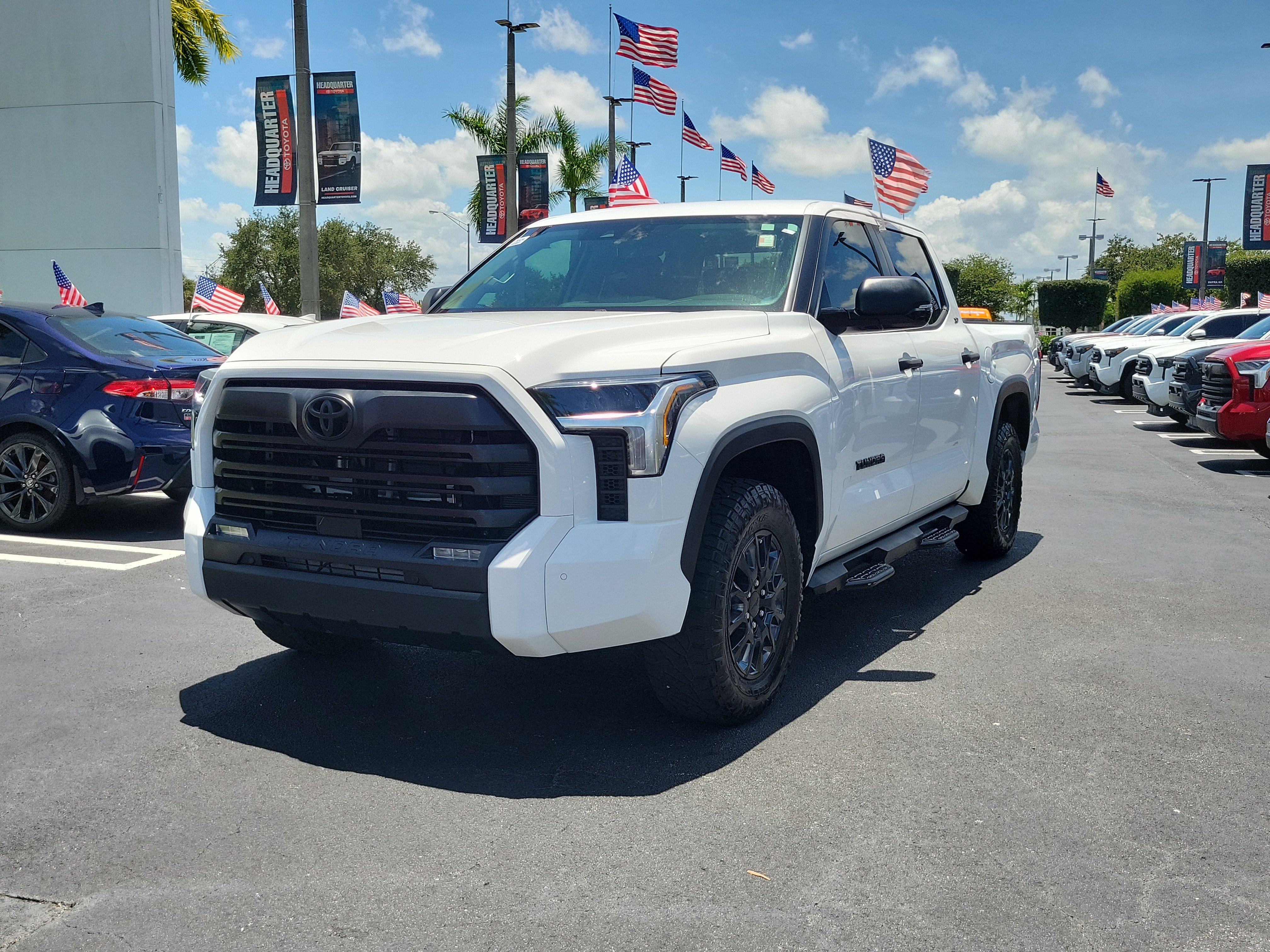 Used 2024 Toyota Tundra SR5 w/ SR5 Convenience Package RWD image 5