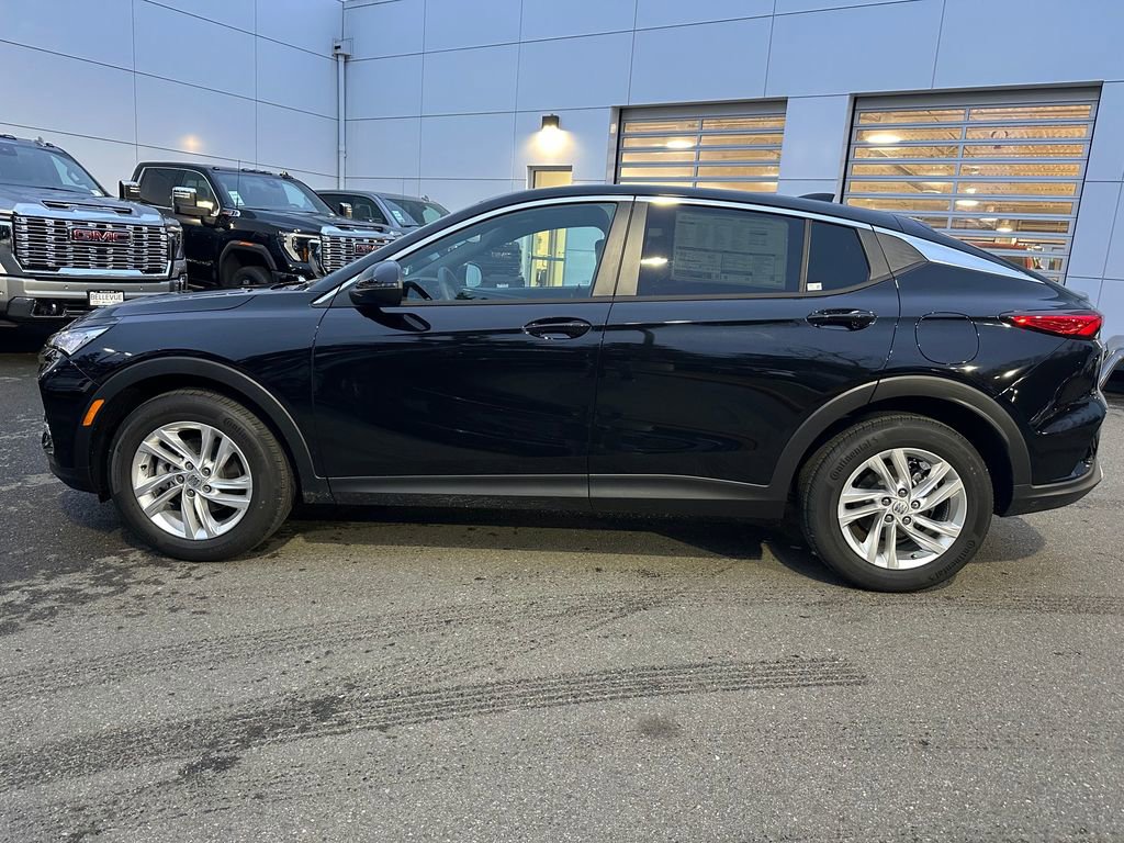 New 2026 Buick Envista Preferred image 2