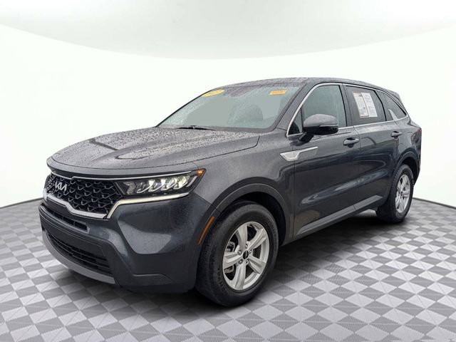 Used 2023 Kia Sorento LX image 7