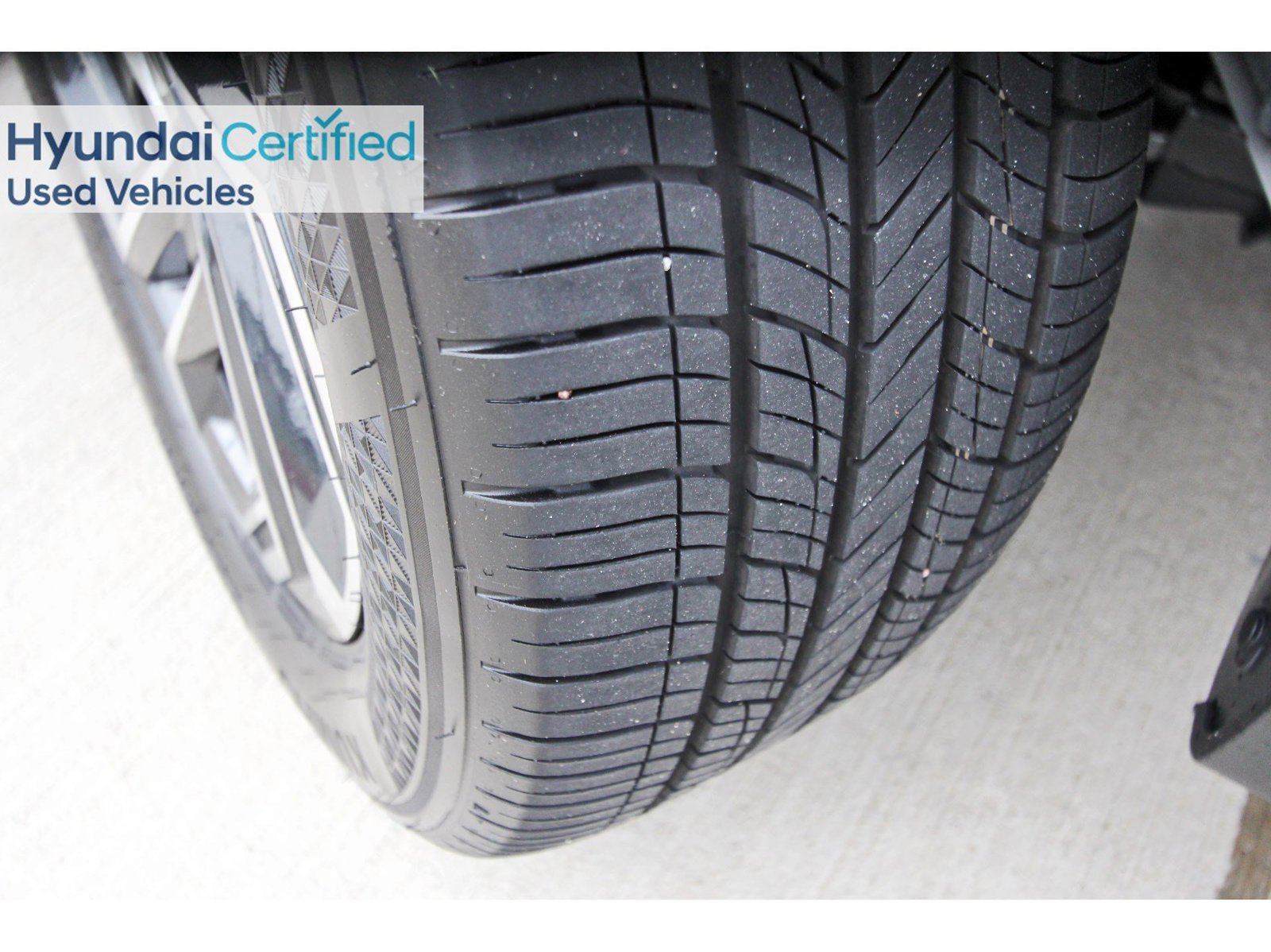 Certified 2026 Hyundai Tucson Limited FWD image 36