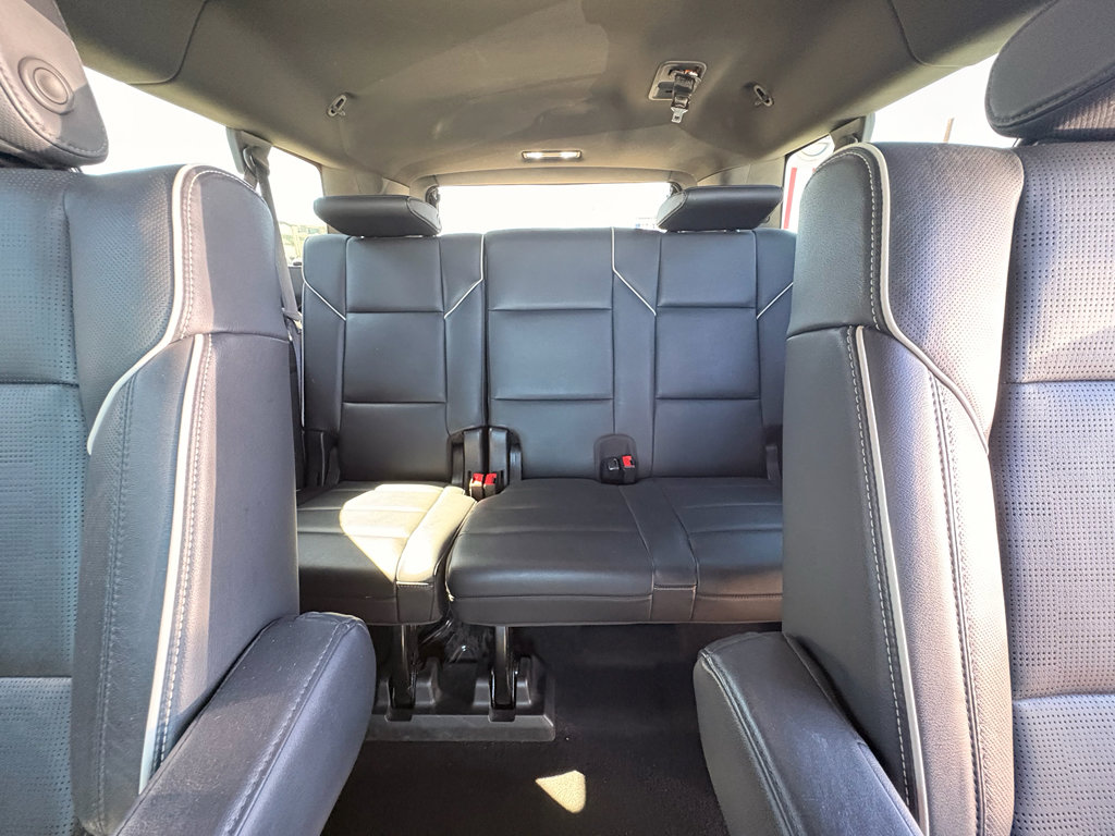 Used 2021 Cadillac Escalade ESV Sport w/ Driver Assist Tech Package AWD/4WD image 17