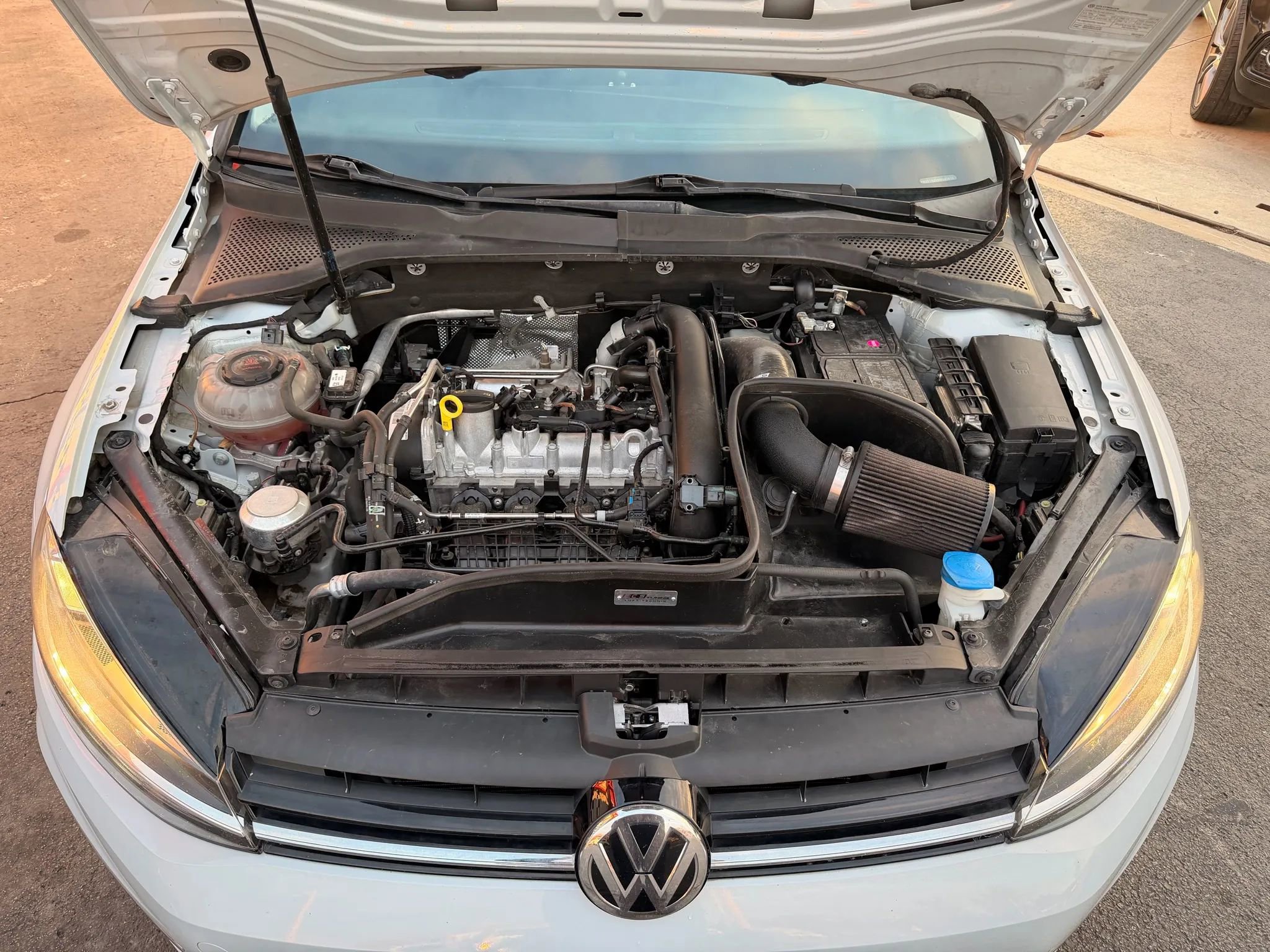 Used 2021 Volkswagen Golf 4-Door image 30