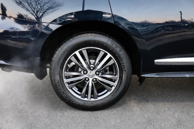 Used 2019 INFINITI QX60 Luxe w/ Essential Package image 18