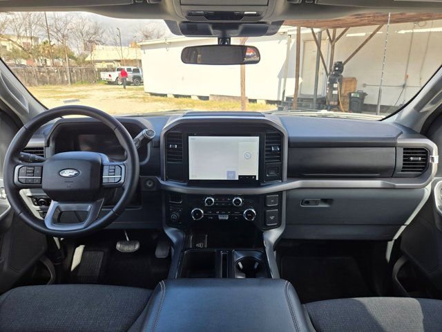 Used 2025 Ford F150 XLT w/ Equipment Group 301A Standard image 24