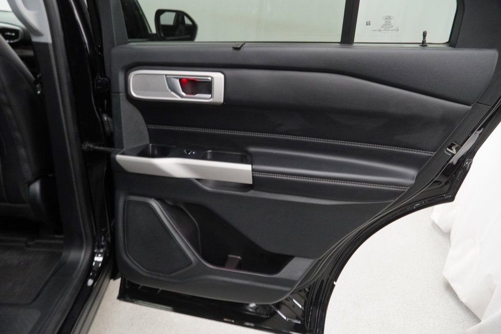 Used 2022 Ford Explorer Limited w/ Hybrid Equipment Group 310A image 49