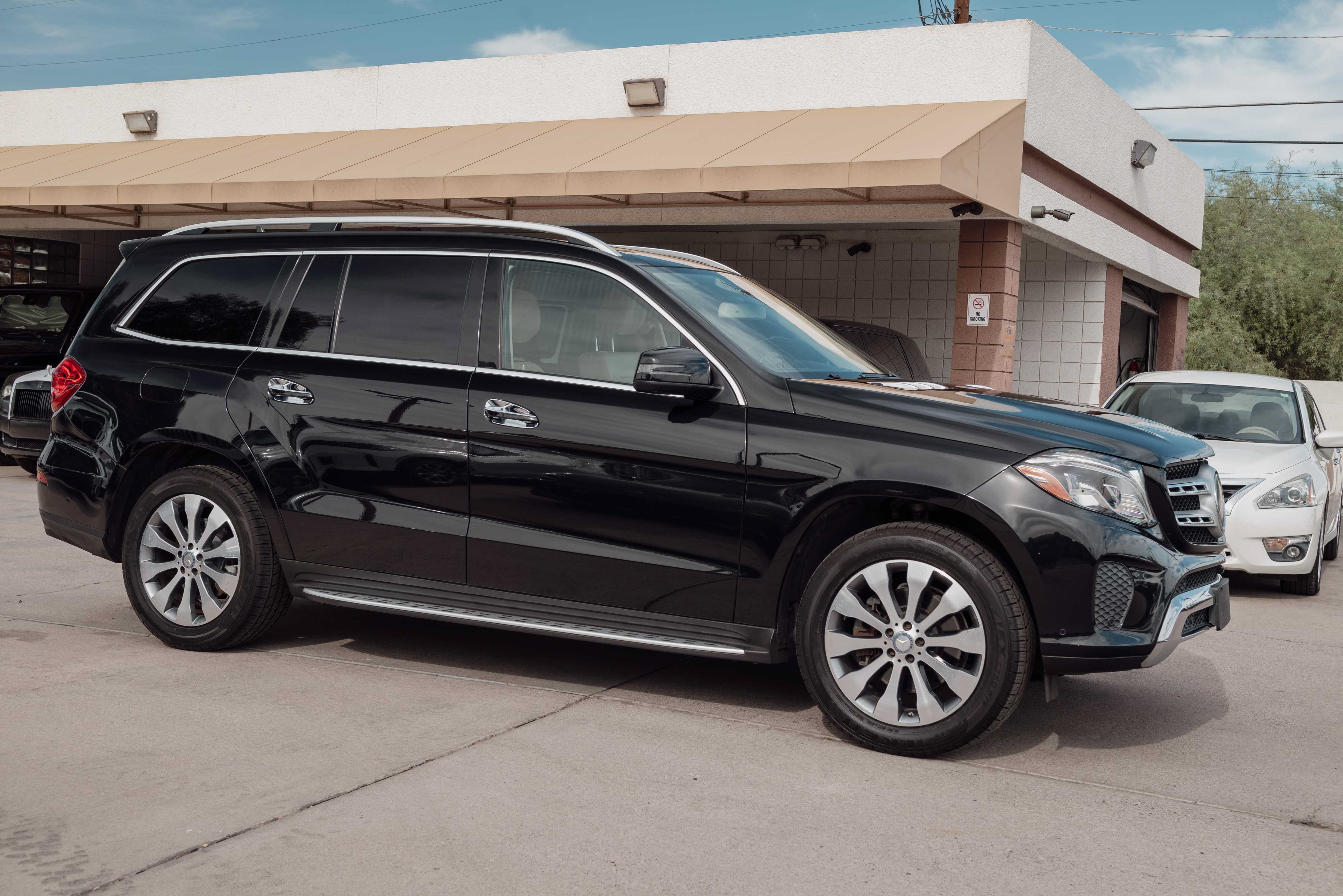 Used 2017 Mercedes-Benz GLS 450 4MATIC w/ Premium Package image 7
