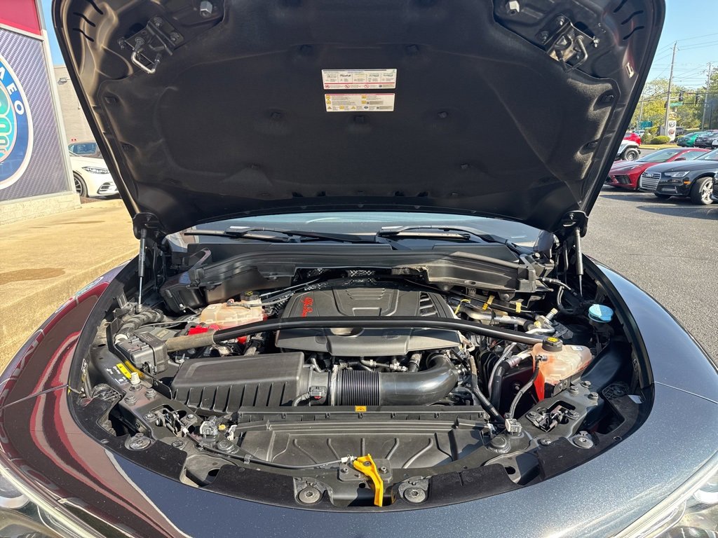 Used 2022 Alfa Romeo Stelvio Veloce image 65