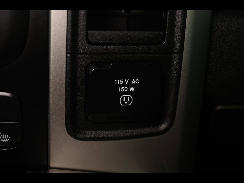 Used 2020 RAM 1500 Classic Warlock image 26