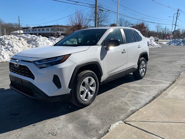 Used 2024 Toyota RAV4 LE image 8