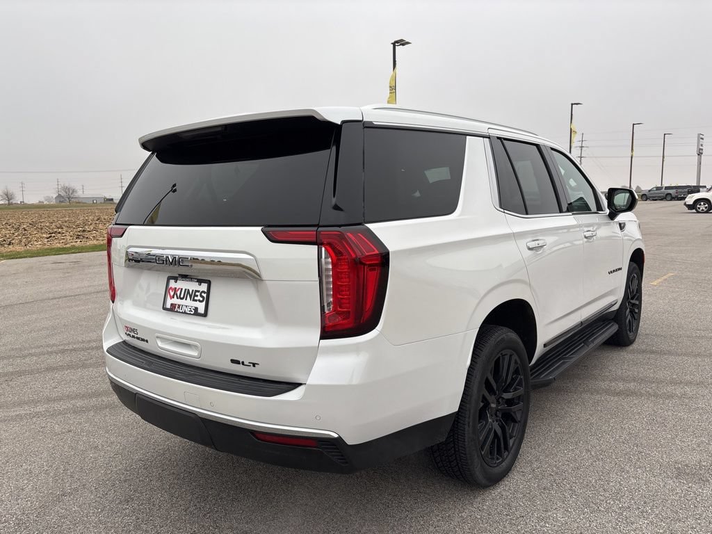 Used 2023 GMC Yukon SLT AWD/4WD image 14