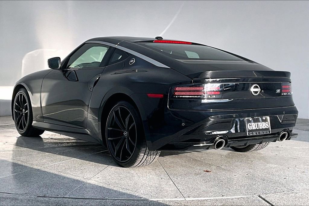 Used 2024 Nissan Z Performance w/ Floor Mat Package image 16