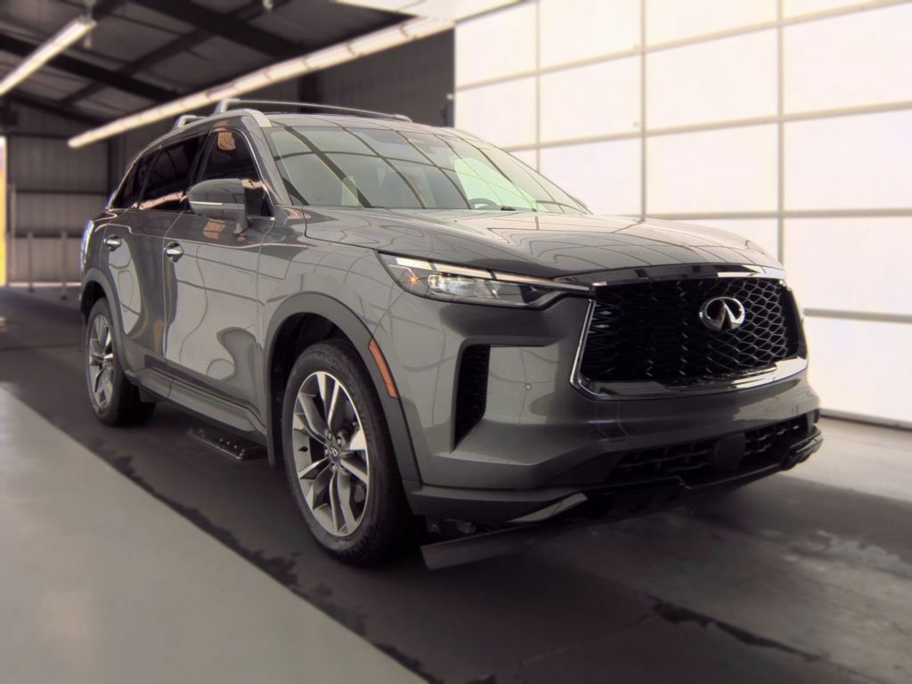 Certified 2023 INFINITI QX60 Luxe w/ Cargo Package FWD image 18