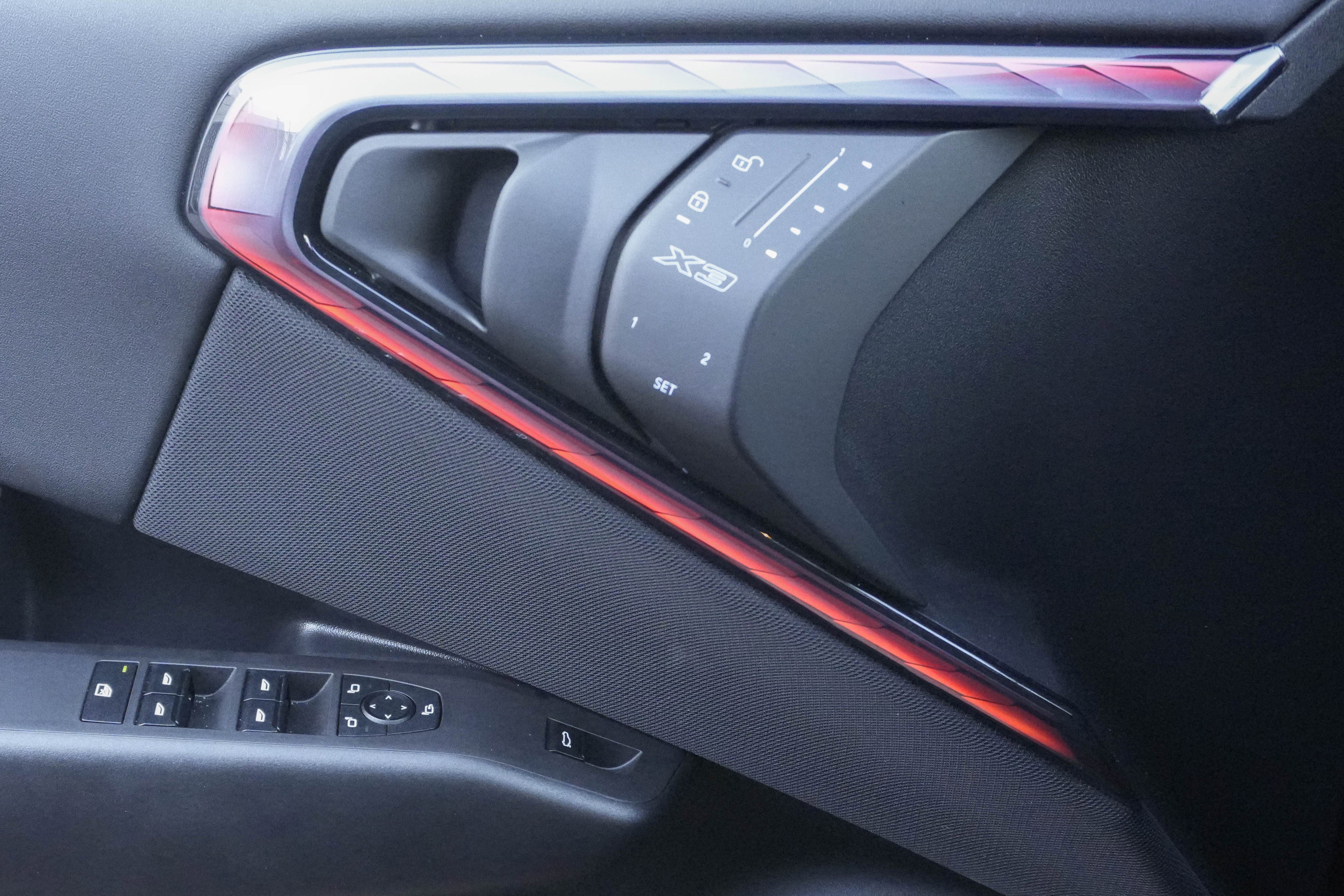 Certified 2025 BMW X3 xDrive30i image 16