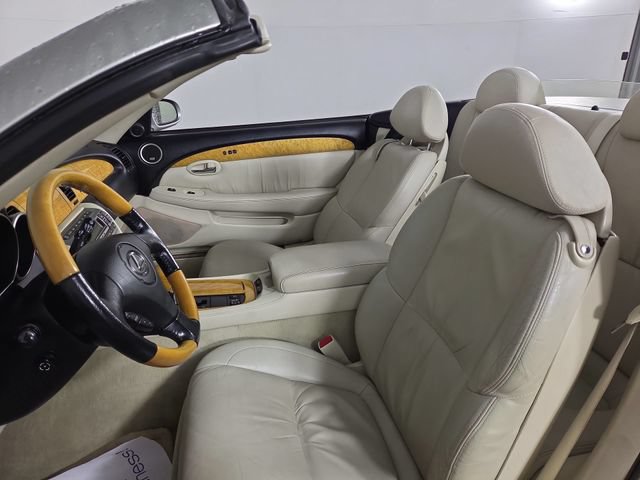 Used 2003 Lexus SC 430 Convertible RWD image 13