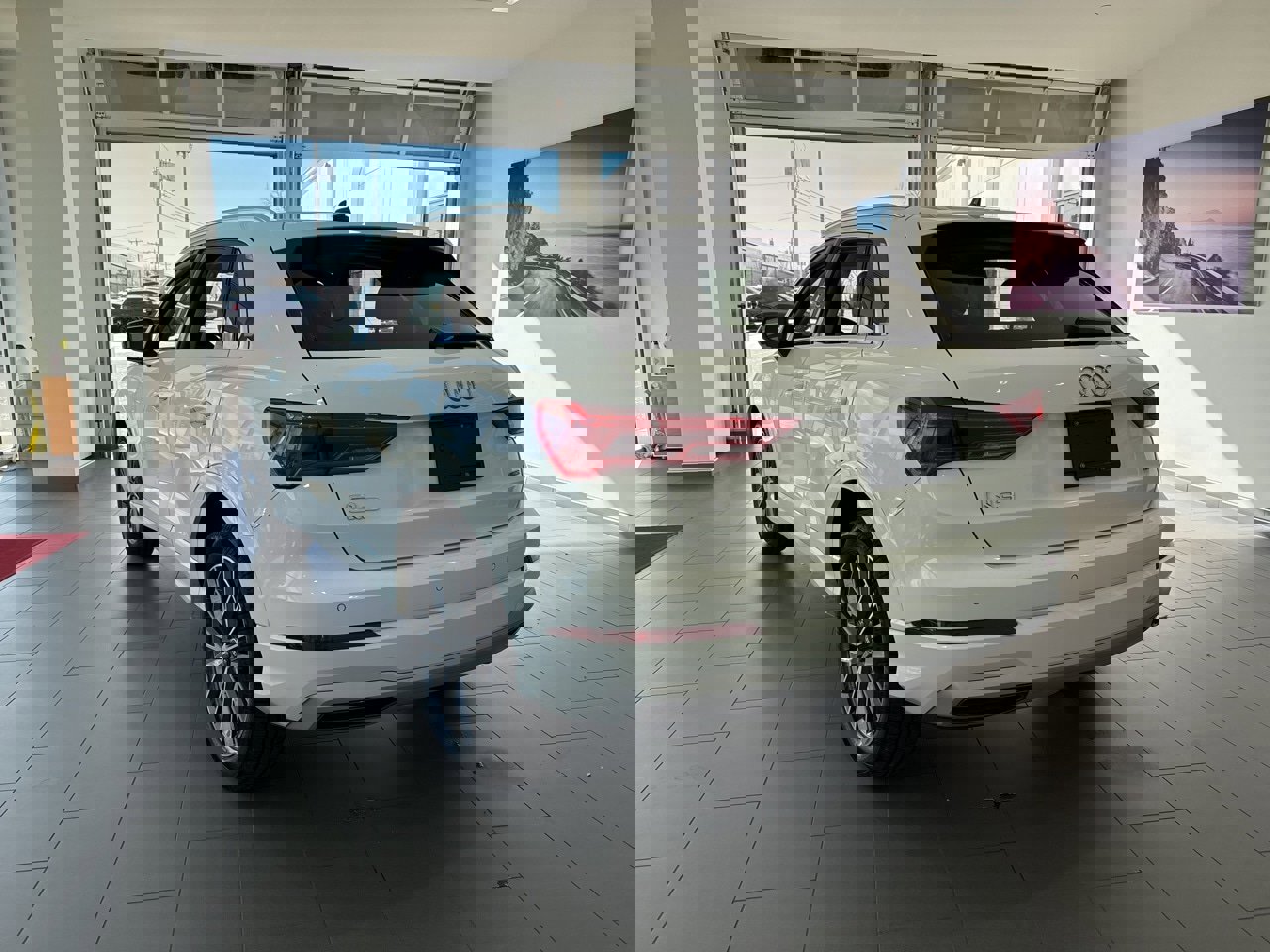 Used 2022 Audi Q3 2.0T Premium w/ Convenience Package image 6