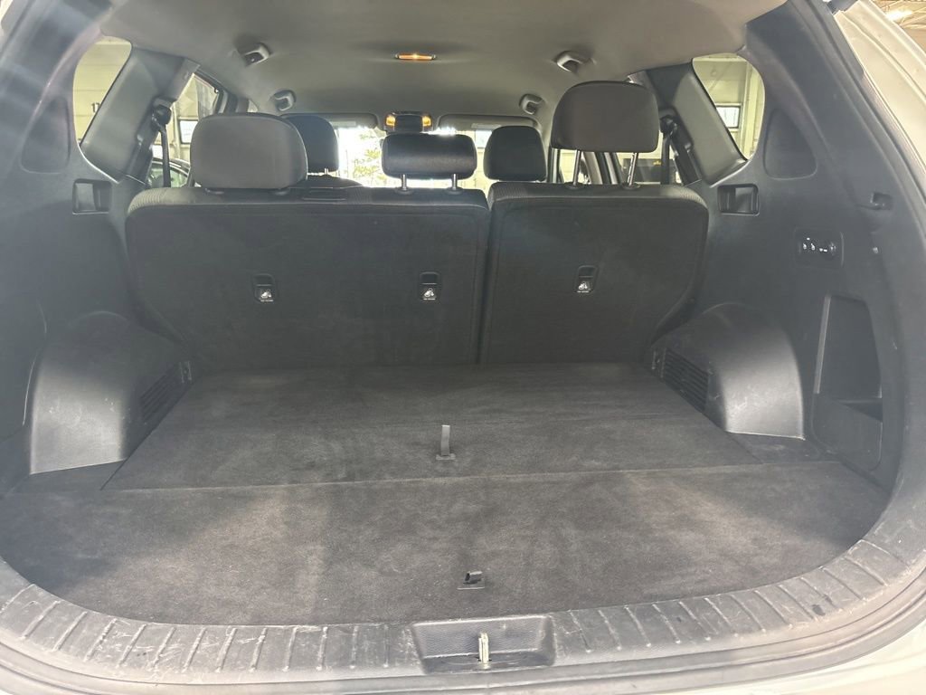 Used 2022 Hyundai Santa Fe SEL w/ Convenience Package image 17