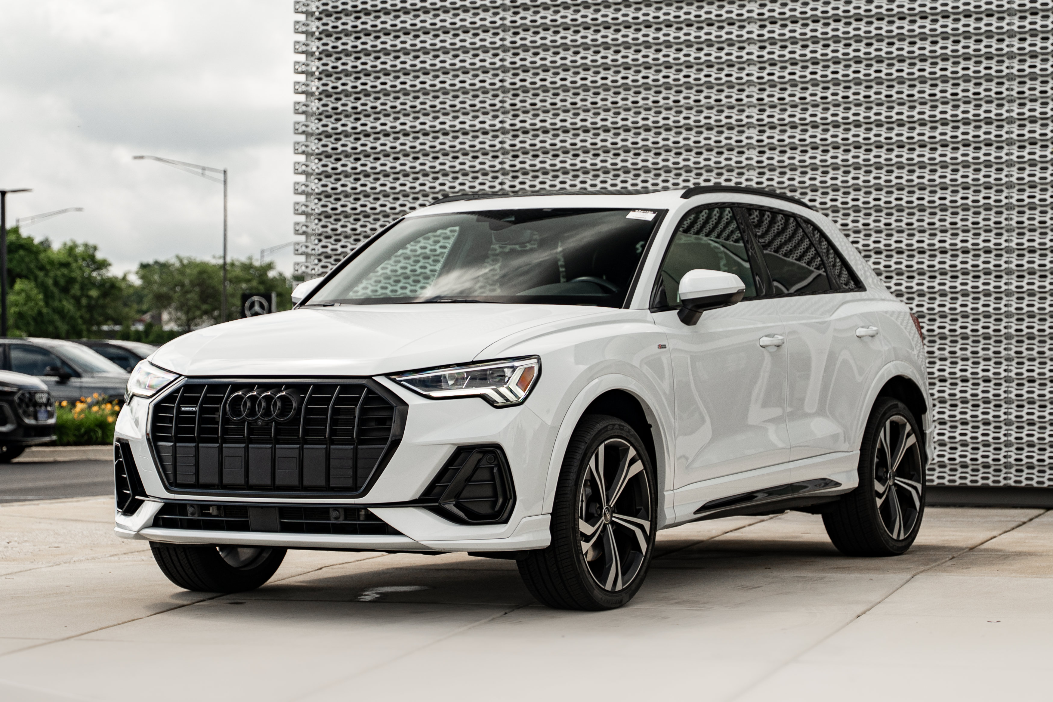 Certified 2023 Audi Q3 2.0T Premium Plus w/ Premium Plus Package AWD/4WD image 7